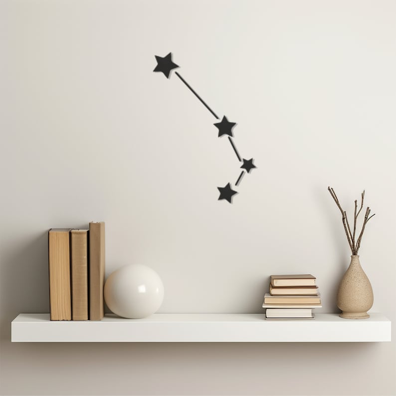 Star Patterned Metal Wall Decor, Unique Comet Design Artwork